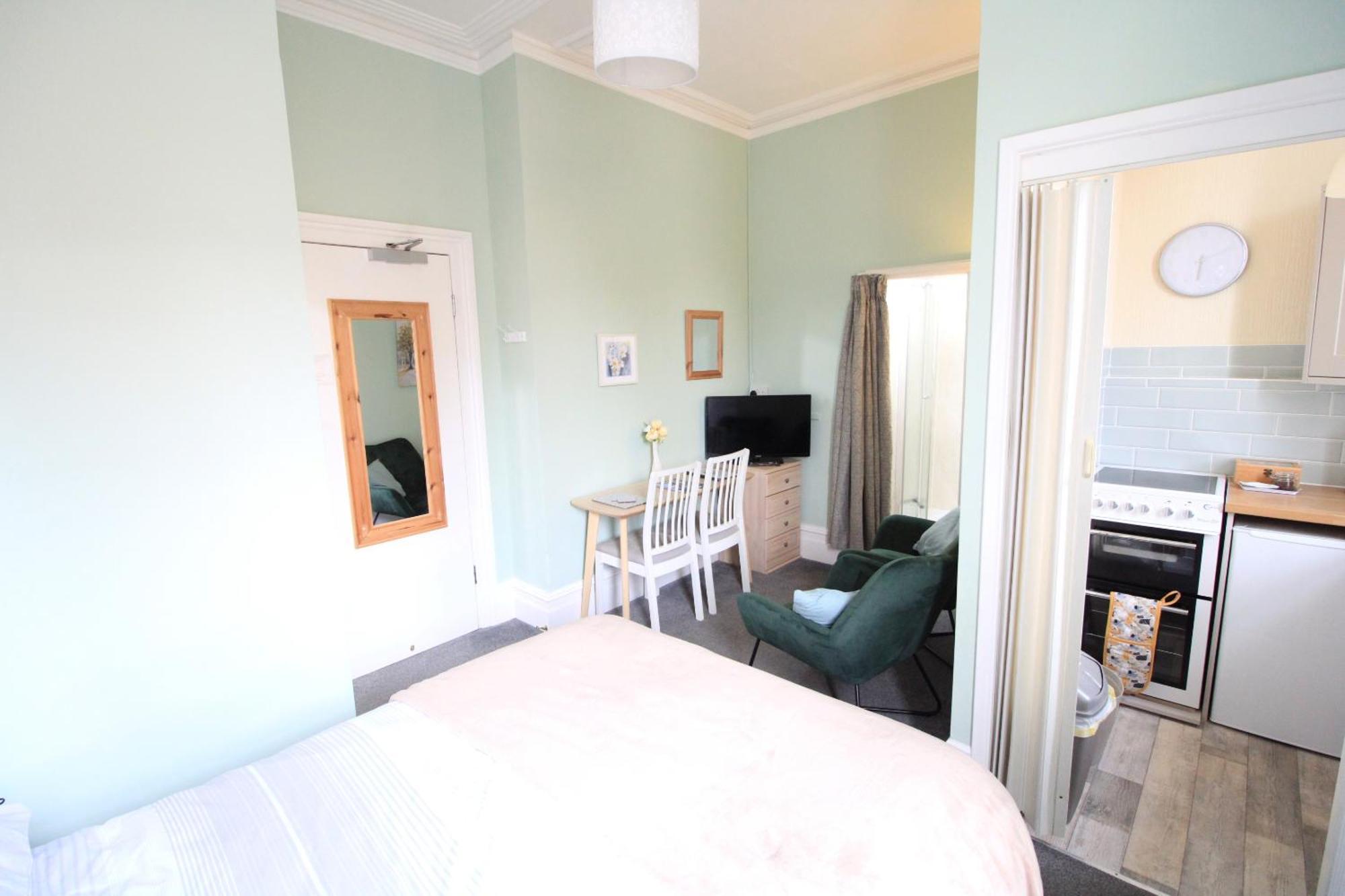 Chelston Dene Holiday Apartments Torquay Kamer foto